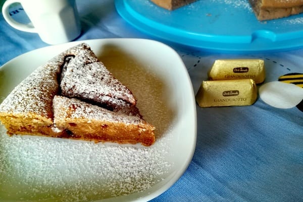 Torta soffice mascarpone, caffè e nutella