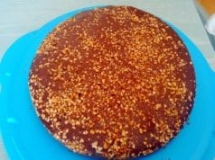 Dolce senza glutine, lievito e burro, con yogurt greco e cacao Dolce senza glutine, lievito e burro