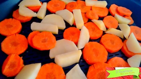 Patate e carote al vapore con Bimby 1