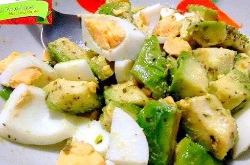 Insalata di avocado e uova