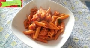 Pasta al sugo e salsiccia, ricetta veloce Pasta al sugo e salsiccia, ricetta veloce