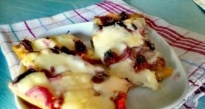 Pizza bianca con cipolla di Tropea Pizza bianca con cipolla di Tropea