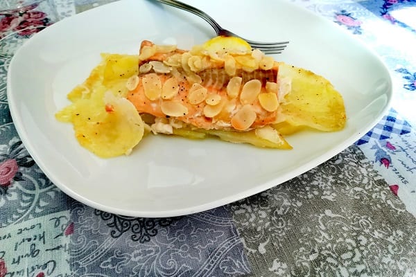 Filetto di salmone in crosta di mandorle 4