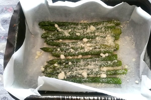 Asparagi alla parmigiana con speck 1