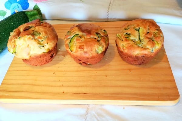 Muffin salati con salmone e zucchine Bimby 4