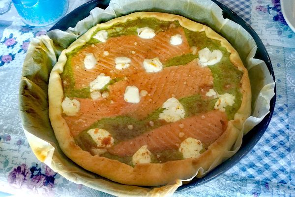 Torta salata zucchine e salmone 3