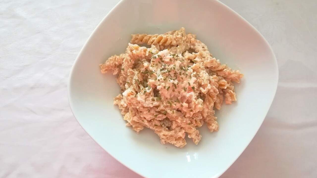 Pasta con crema di salmone affumicato Bimby - Il Ricettario di Cris