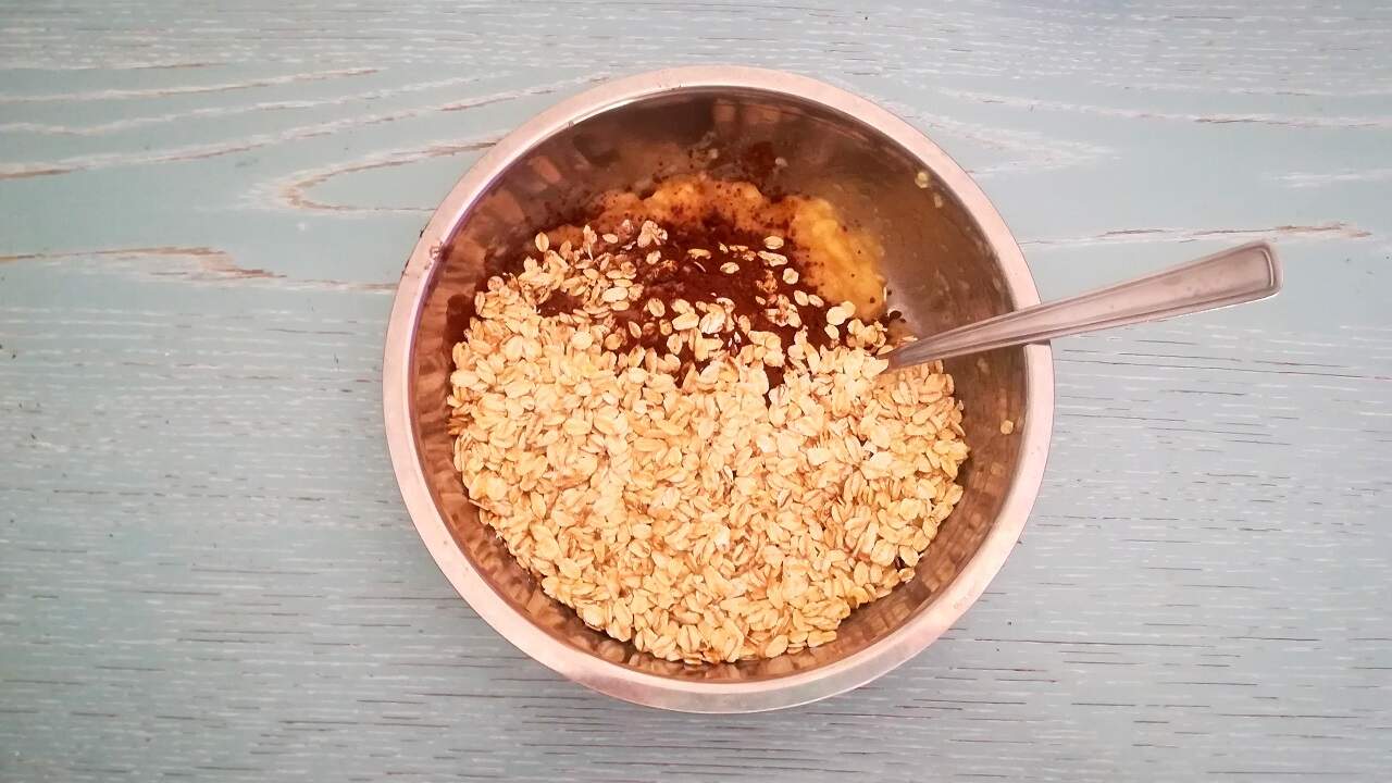 Come fare le barrette proteiche banana e avena al cacao 2