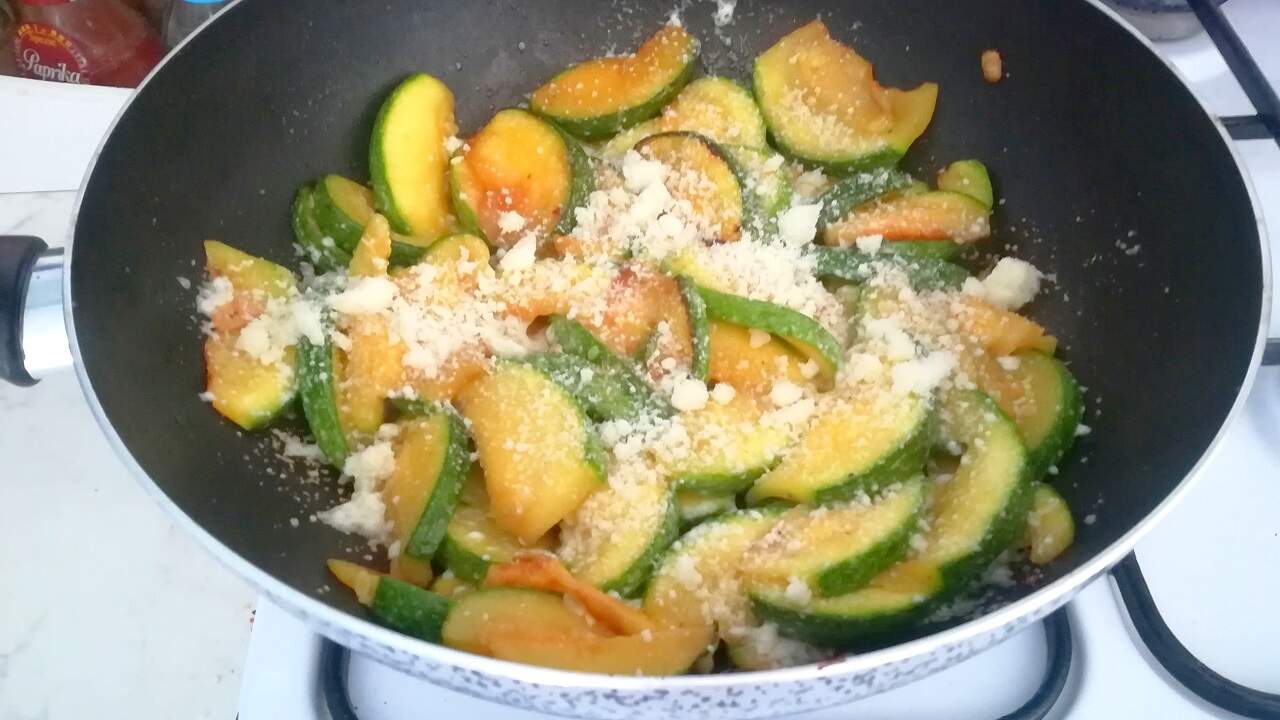 Zucchine tonde aromatizzate 3