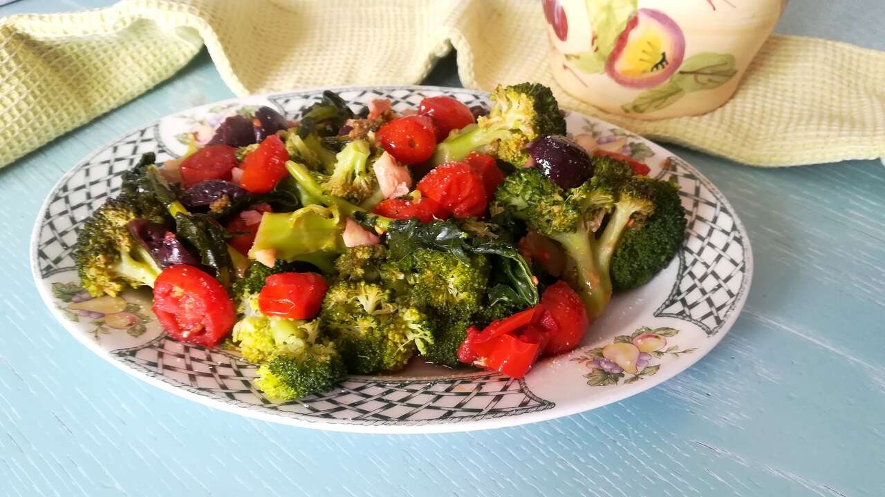 Broccoli con olive e pomodorini Bimby 4