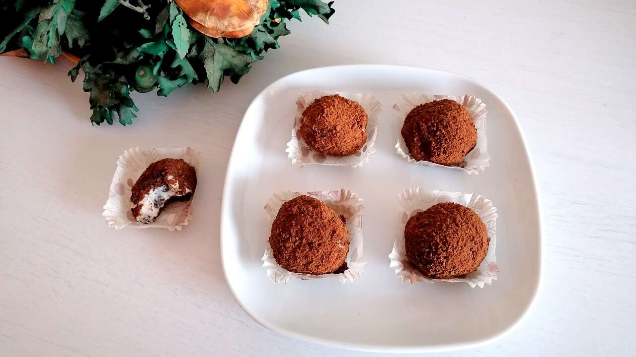 Tartufi ricotta, cocco e cioccolato 2