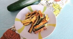 Zucchine stick al forno, croccanti ma leggere Zucchine stick al forno