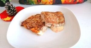 Toast di carne prosciutto e formaggio Toast di carne prosciutto e formaggio