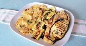 Misto di verdure grigliate: un contorno semplice e vario Misto di verdure grigliate