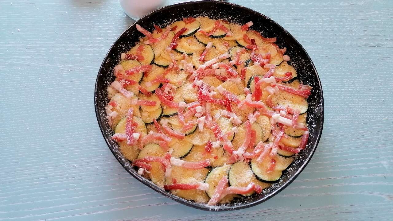 Girandola di patate e zucchine al forno 3