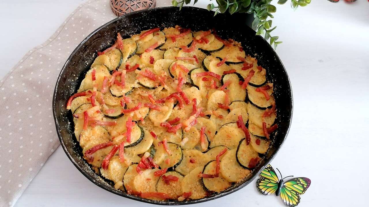 Girandola di patate e zucchine al forno 4