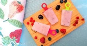 Gelato finto allo yogurt greco: stecco fit con un solo ingrediente Gelato