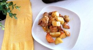 Bocconcini di pollo al forno con patate, invitanti Bocconcini di pollo