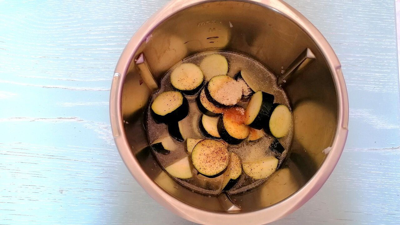 Crema vellutata di zucchine e philadelphia Bimby 1
