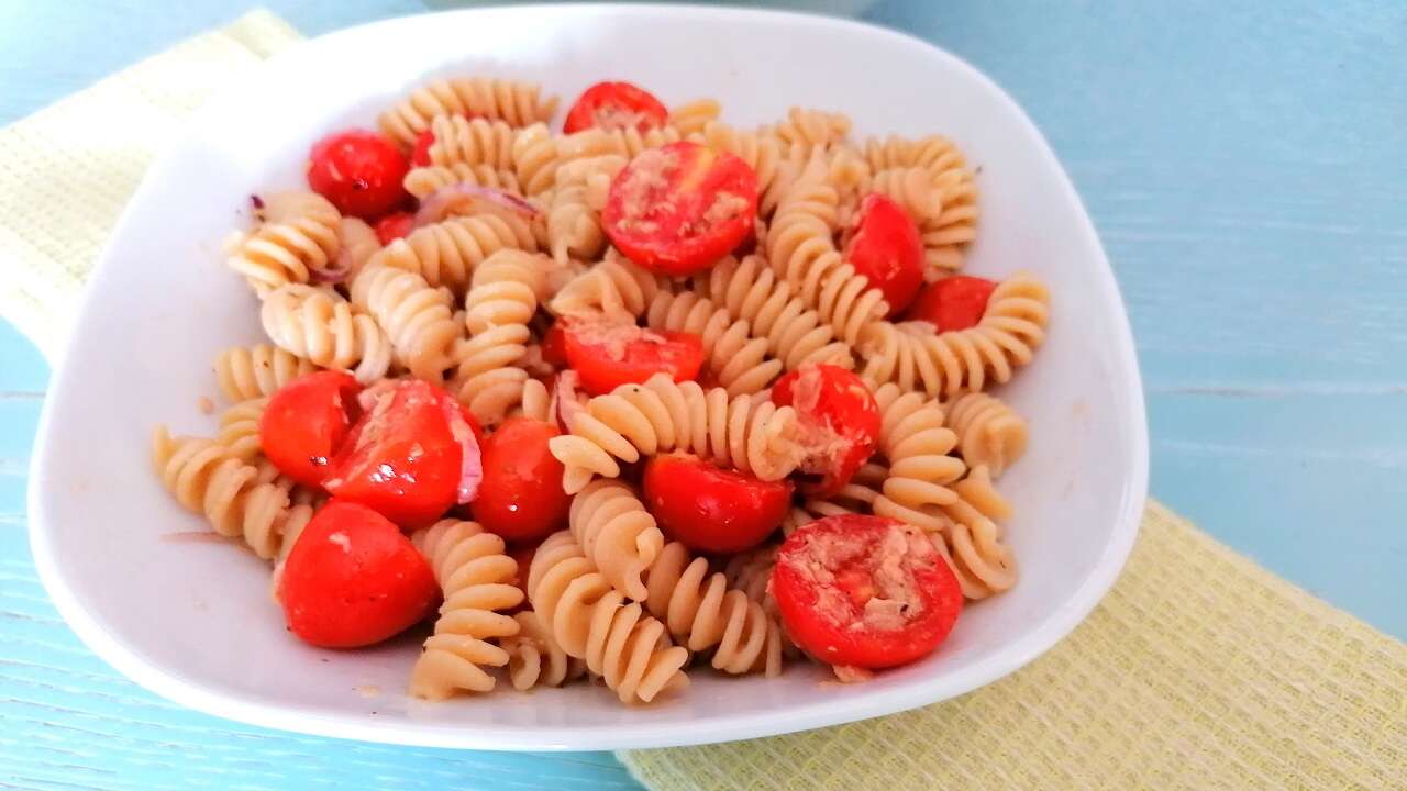 Pasta fredda con tonno e pomodorini 3