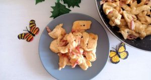 Straccetti cremosi di pollo allo speck, tenerissimi Straccetti cremosi di pollo allo speck