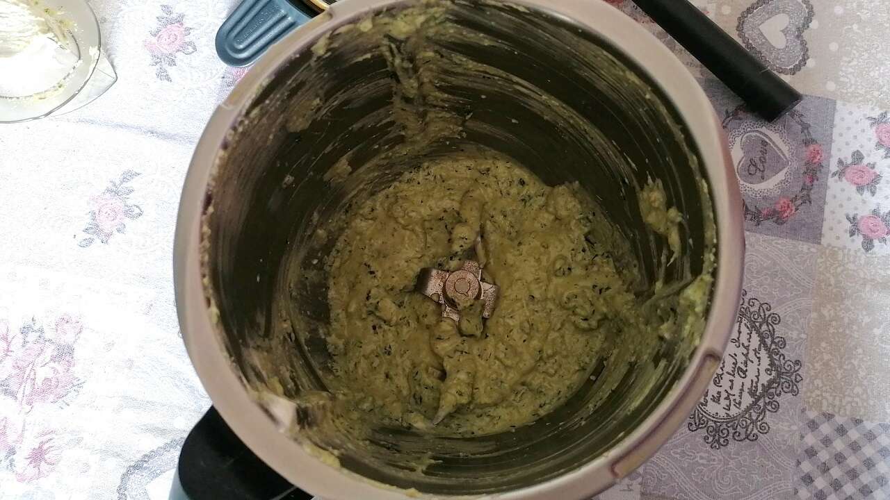 Pesto alla genovese alternativo, con e senza Bimby 2