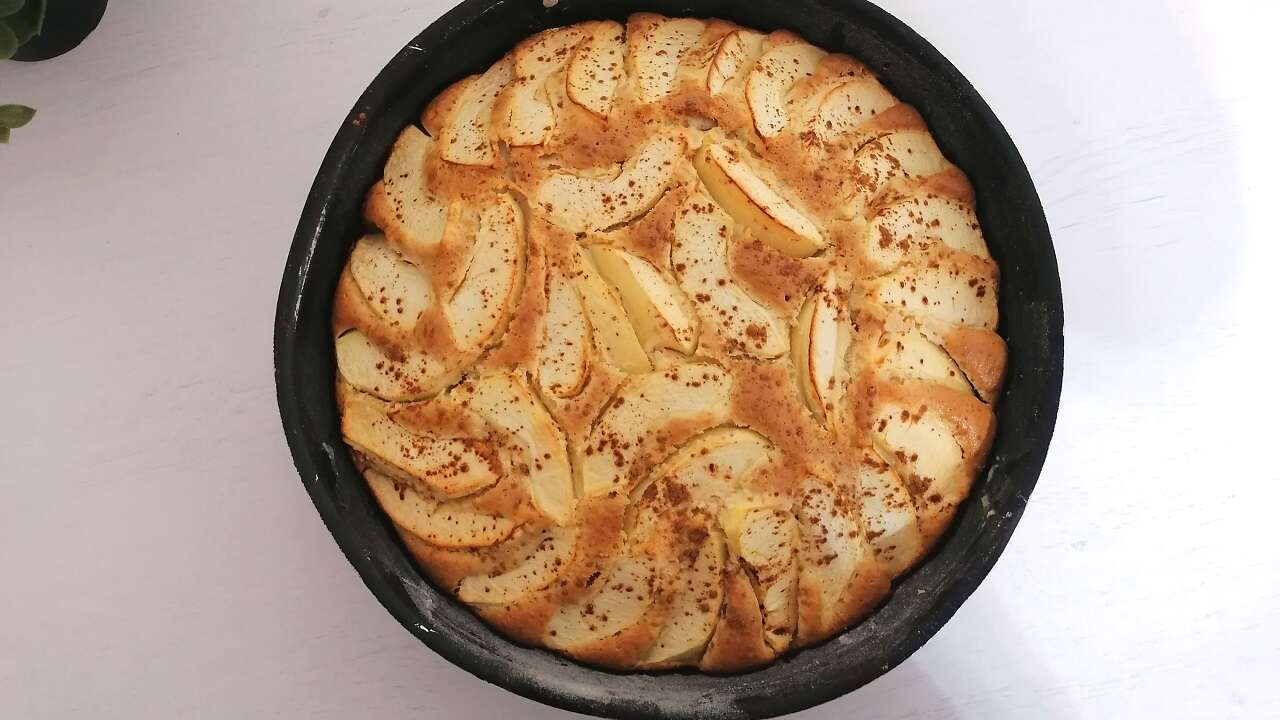 Torta di mele e yogurt, con e senza Bimby 3