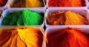 Come fare i coloranti alimentari in casa con prodotti naturali – GUIDA Come fare i coloranti alimentari in casa, con prodotti naturali – GUIDA