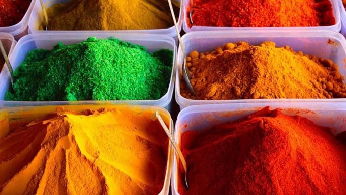 Come fare i coloranti alimentari in casa, con prodotti naturali – GUIDA