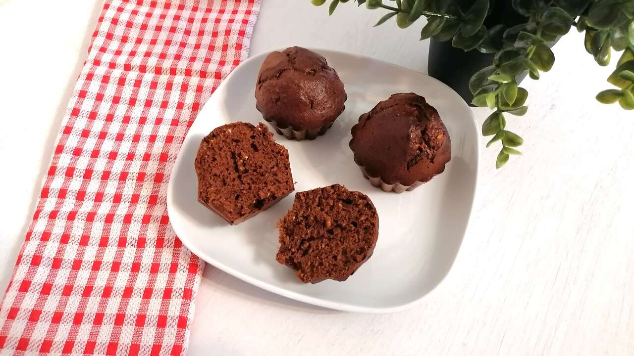 Muffin fit e proteici avena e cacao, in casa con Bimby 3
