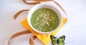 Crema light di rucola, funghi e zucchine Bimby Crema light di rucola, funghi e zucchine Bimby