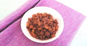 Come ammollare correttamente l’uva sultanina Come ammollare correttamente l’uva sultanina