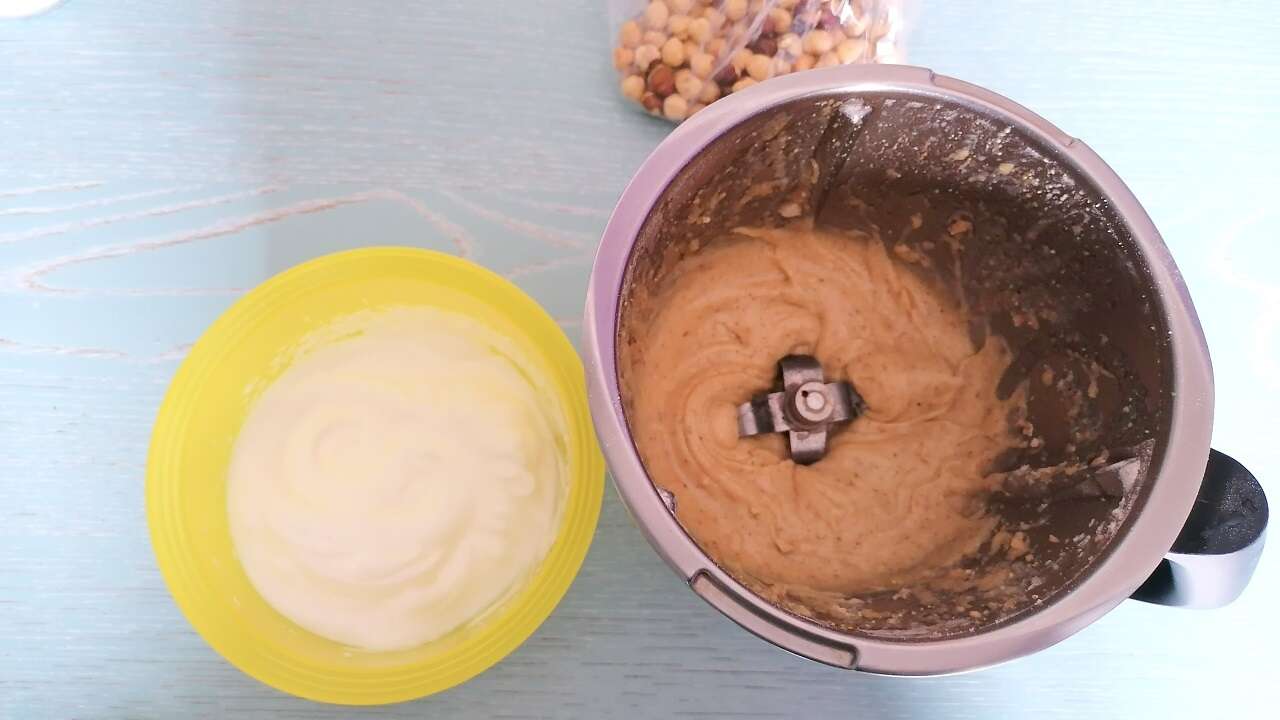 Crostata morbida ‘Nocciolata’ Bimby: impasto e crema alla nocciola 1