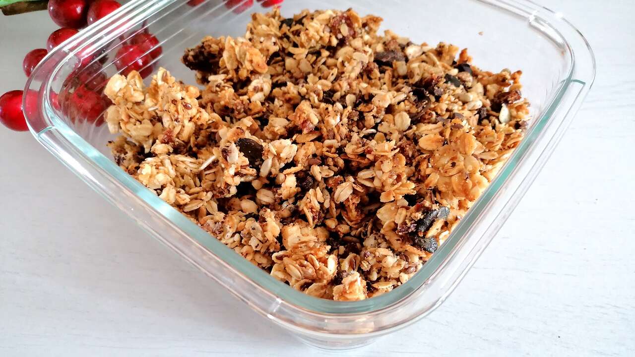 Granola alle nocciole fatta in casa 4