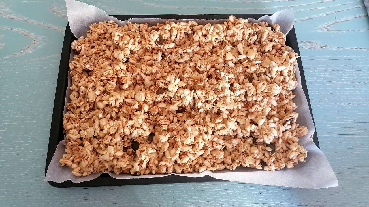 Muesli per la colazione, con cereali soffiati 2