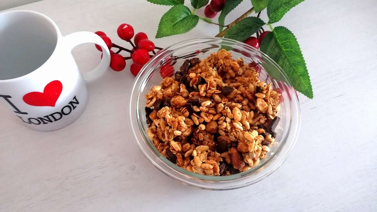 Muesli per la colazione, con cereali soffiati 3