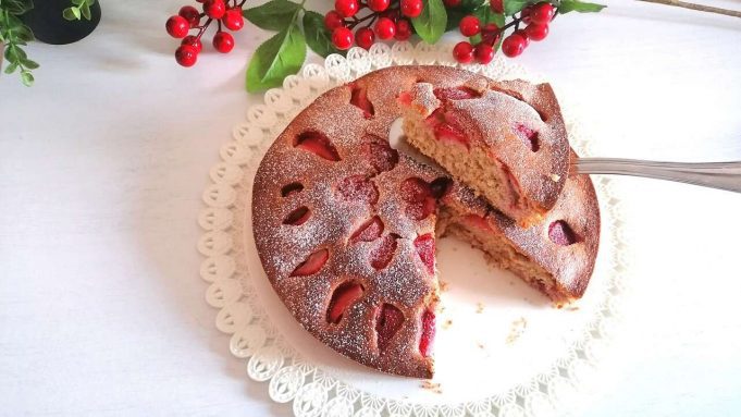 Banana Cake integrale con fragole Bimby