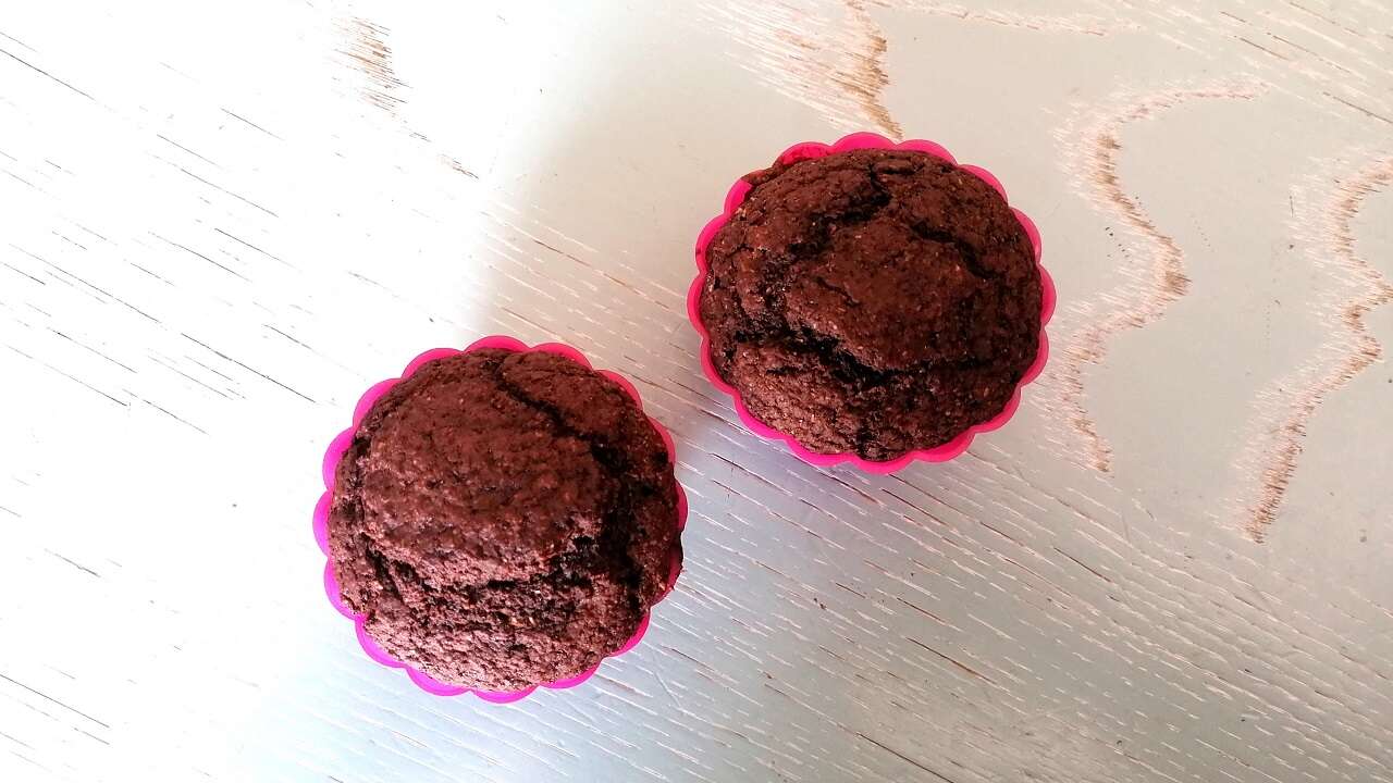 Muffin al cacao integrali all’acqua: con e senza Bimby 3