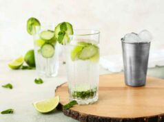 Acqua aromatizzata cetriolo menta e limone: disseta il doppio e favorisce la diuresi in modo naturale (pronta in 5 minuti) acqua aromatizzata al cetriolo