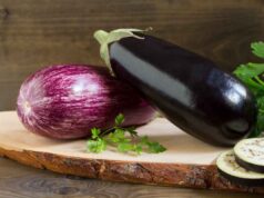 Il trucco del latte che elimina l’amaro delle melanzane in 5 minuti (senza sprecare sale) cucina melanzane