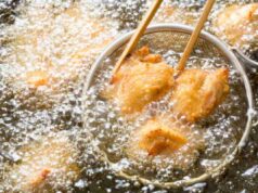 Eliminare l’Odore di Frittura in 3 Minuti: il Trucco Infallibile dei Ristoranti con Aceto e Limone cucinare frittura in casa