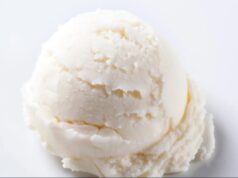Gelato fior di latte fatto in casa senza gelatiera: la ricetta cremosa con 3 ingredienti che ti sorprenderà gelato fior di latte