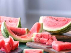 Come conservare l’anguria tagliata per 10 giorni senza che annerisca: il trucco dei fruttivendoli siciliani anguria tagliata