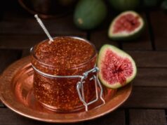 Marmellata di fichi freschi senza zucchero bianco pronta in 25 minuti: il segreto calabrese che dimezza i tempi marmellata fichi