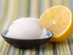 Sorbetto al limone senza gelatiera: la ricetta siciliana con 3 ingredienti che lo rende cremoso come al bar sorbetto al limone